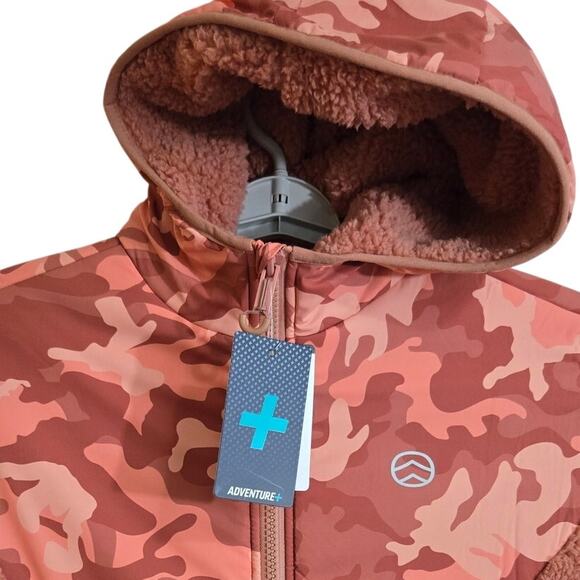 Outdoor Nation Women’s Small Sherpa Hoodie Pullover Pink Camo Fleece NWT - Picture 1 of 10